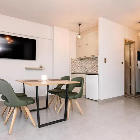 Aparthotel Faos *