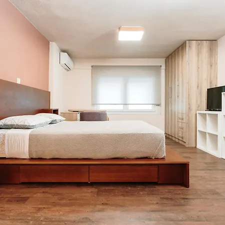 Faos Aparthotel Kavala