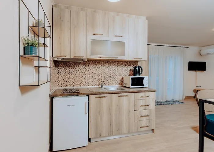 Ξενοδοχείο με διαμερίσματα Faos Καβάλα